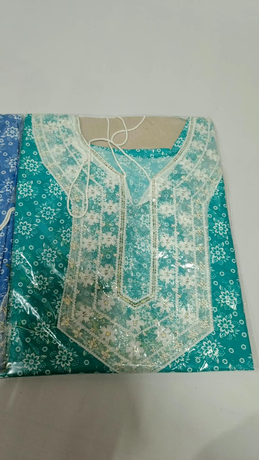 Back Dori Kurti